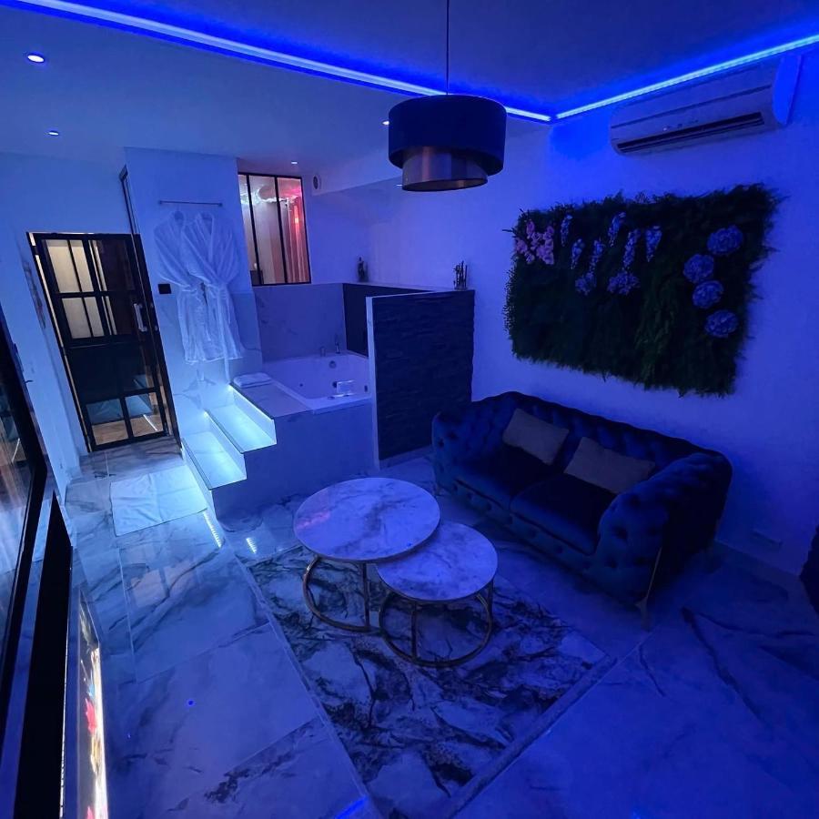 Apartamento Le Blue Aubervilliers Exterior foto
